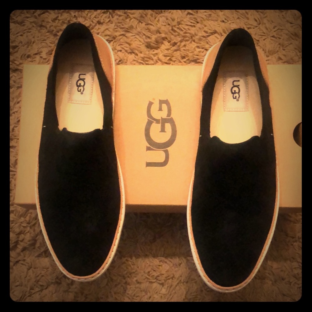 UGG Adley black slip on shoes size 8.5 NIB
